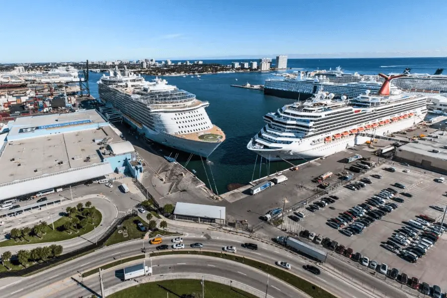 Limo Transportation to Miami Dolphins Game from Cruise Terminals