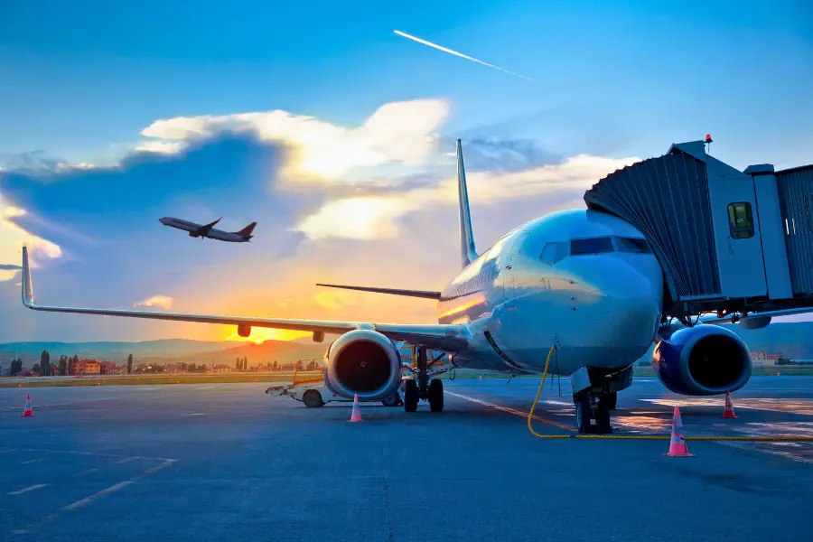 Door-to-Door Transfers from PBI to Port of Miami