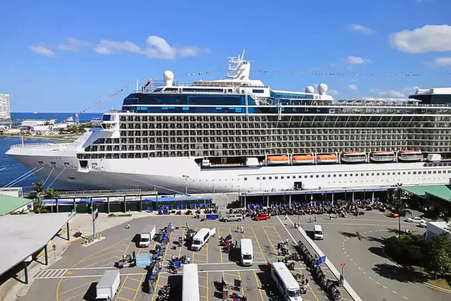 Our Limo Service to Port Everglades