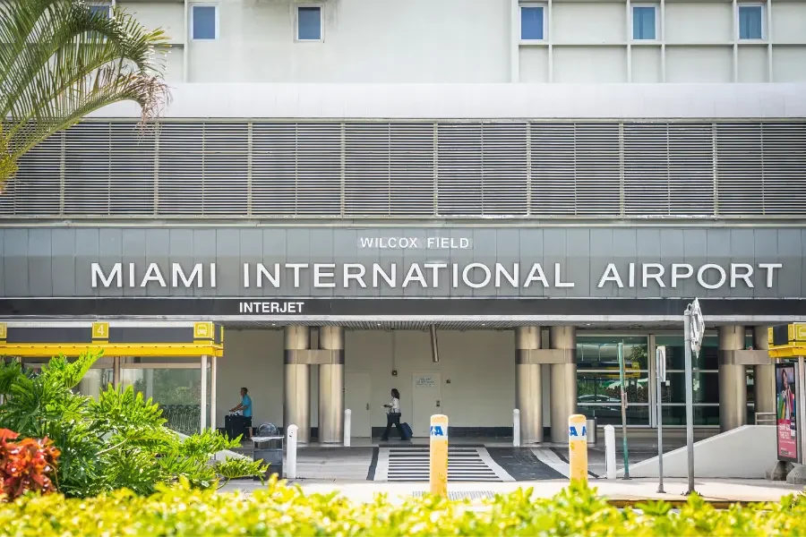 Limo Service from Miami Airport to Fort Lauderdale Limo Service from Miami Airport to Fort Lauderdale
